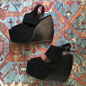 Platform suede sandals